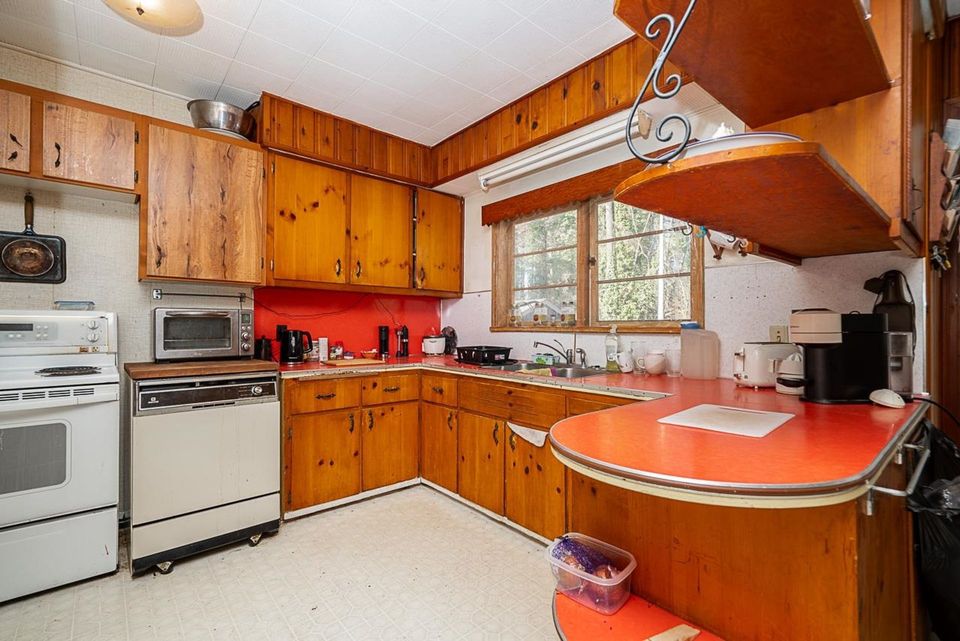 2212-old-dollarton-road-seymour-nv-north-vancouver-11 at 2212 Old Dollarton Road, Seymour NV, North Vancouver