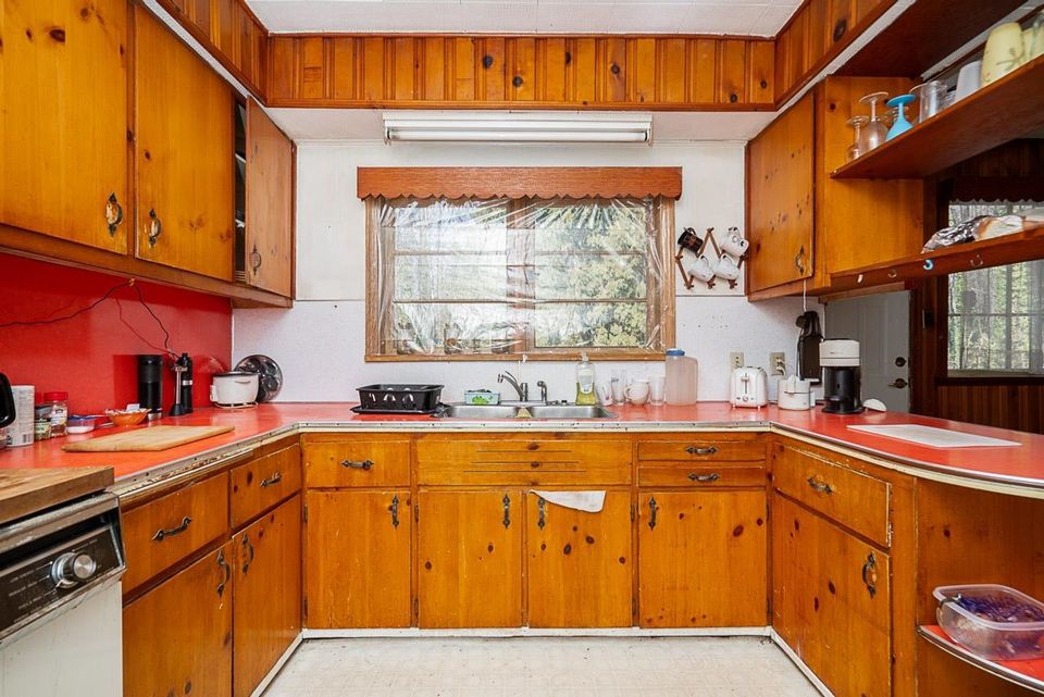 2212-old-dollarton-road-seymour-nv-north-vancouver-12 at 2212 Old Dollarton Road, Seymour NV, North Vancouver