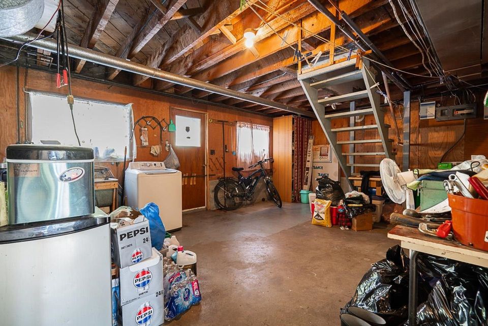 2212-old-dollarton-road-seymour-nv-north-vancouver-27 at 2212 Old Dollarton Road, Seymour NV, North Vancouver