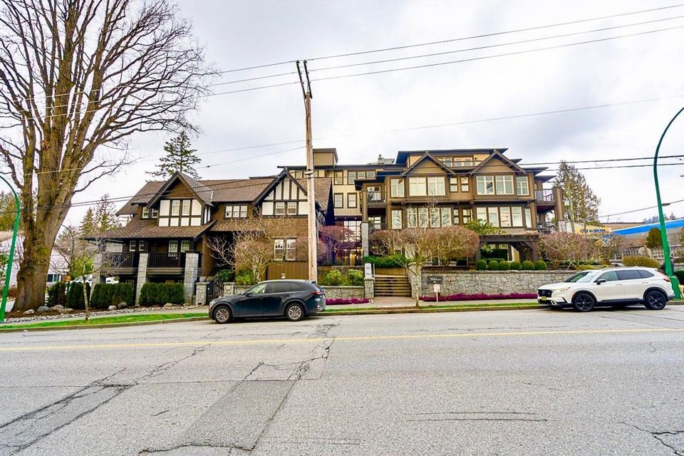 116-w-23rd-street-central-lonsdale-north-vancouver-02 at 107 - 116 W 23rd Street, Central Lonsdale, North Vancouver