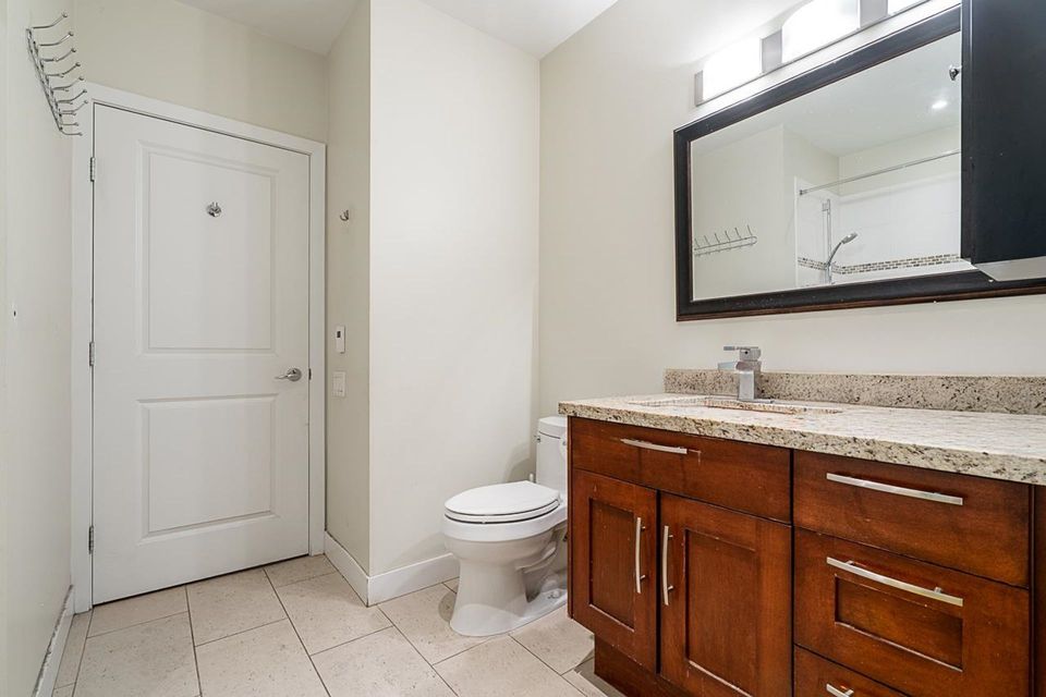 116-w-23rd-street-central-lonsdale-north-vancouver-09 at 107 - 116 W 23rd Street, Central Lonsdale, North Vancouver