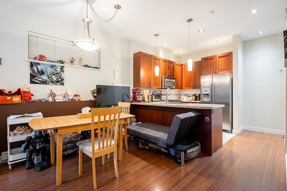 116-w-23rd-street-central-lonsdale-north-vancouver-15 at 107 - 116 W 23rd Street, Central Lonsdale, North Vancouver