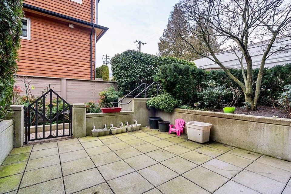 116-w-23rd-street-central-lonsdale-north-vancouver-22 at 107 - 116 W 23rd Street, Central Lonsdale, North Vancouver