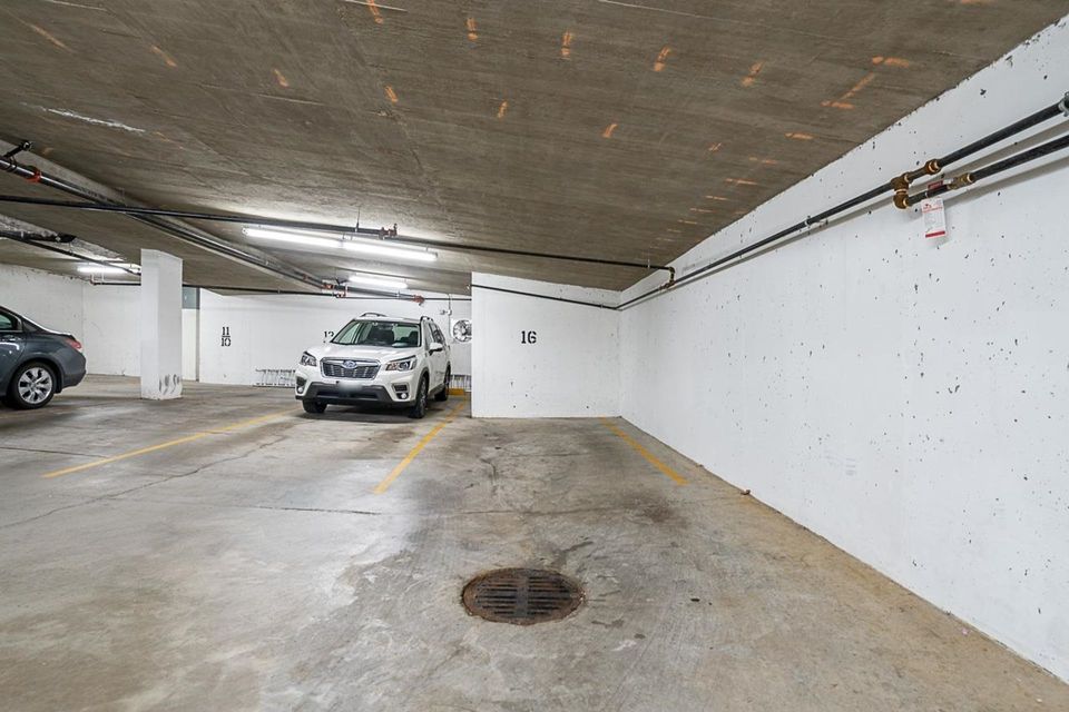 116-w-23rd-street-central-lonsdale-north-vancouver-27 at 107 - 116 W 23rd Street, Central Lonsdale, North Vancouver