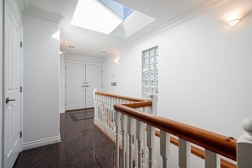 4275-st-pauls-avenue-upper-lonsdale-north-vancouver-18 at 4275 St. Pauls Avenue, Upper Lonsdale, North Vancouver