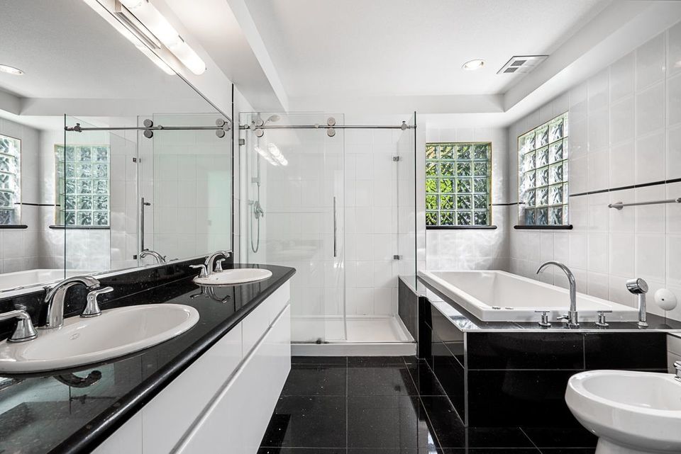 4275-st-pauls-avenue-upper-lonsdale-north-vancouver-21 at 4275 St. Pauls Avenue, Upper Lonsdale, North Vancouver