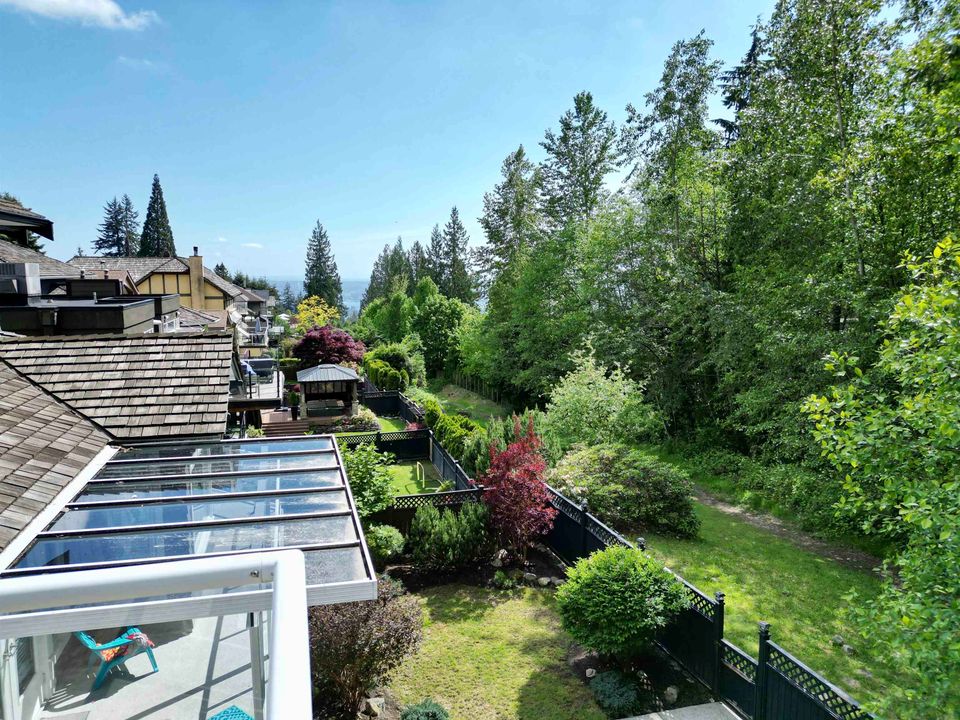 4275-st-pauls-avenue-upper-lonsdale-north-vancouver-23 at 4275 St. Pauls Avenue, Upper Lonsdale, North Vancouver