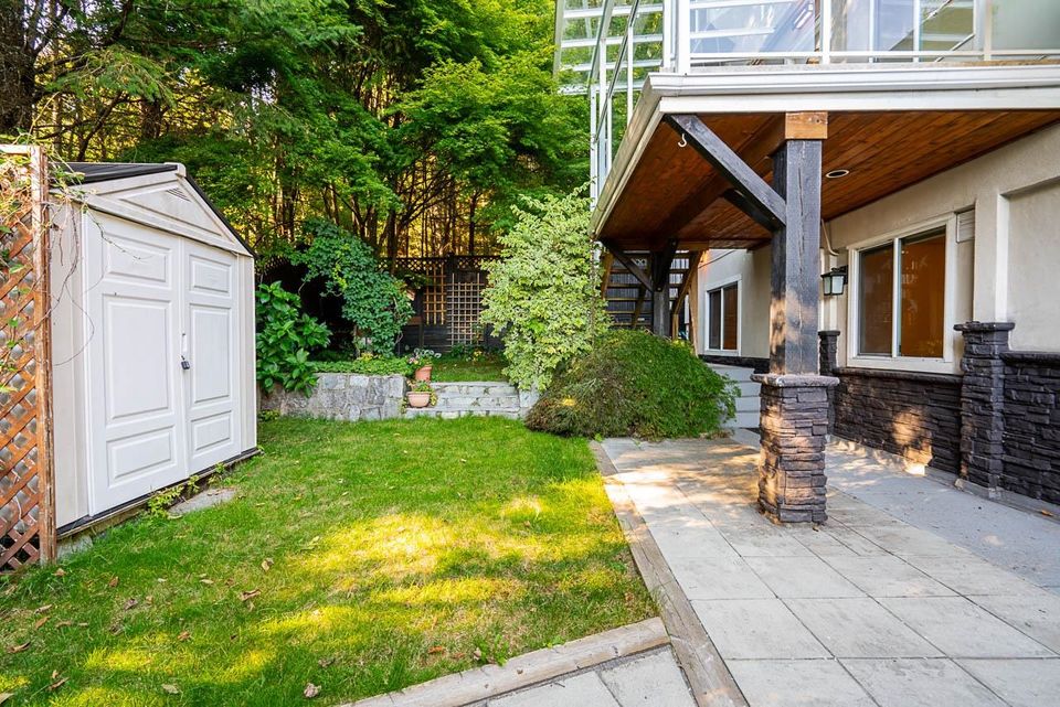 4275-st-pauls-avenue-upper-lonsdale-north-vancouver-34 at 4275 St. Pauls Avenue, Upper Lonsdale, North Vancouver