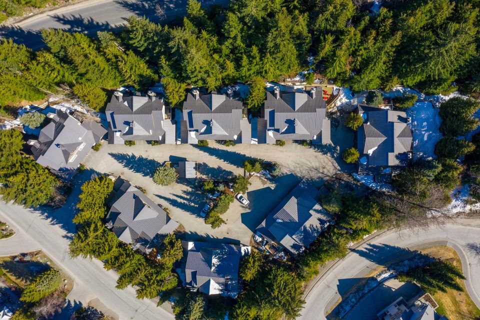 4822-spearhead-drive-benchlands-whistler-23 at 10 - 4822 Spearhead Drive, Benchlands, Whistler