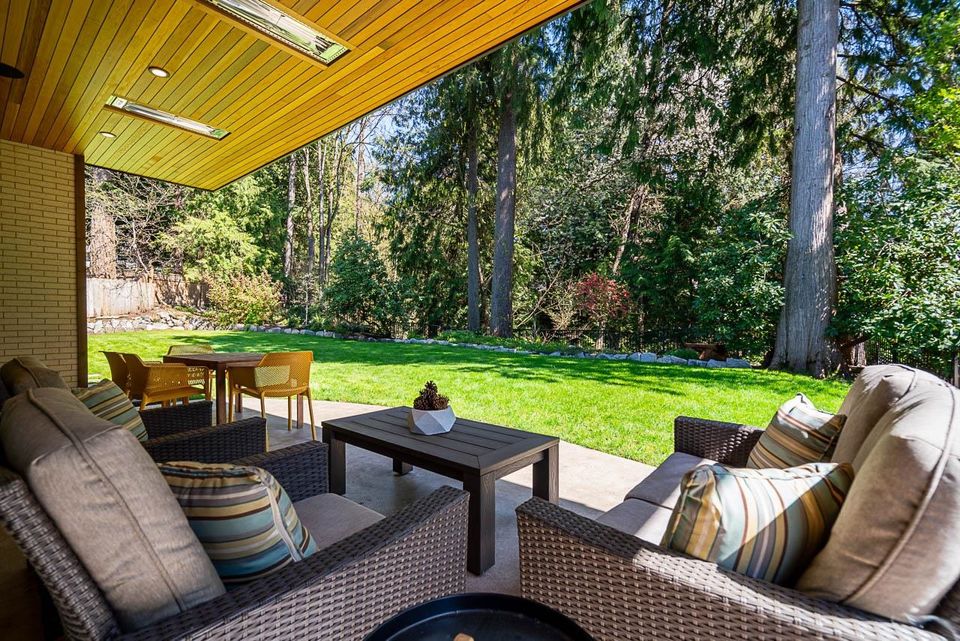 670-st-ives-crescent-delbrook-north-vancouver-04 at 670 St. Ives Crescent, Delbrook, North Vancouver