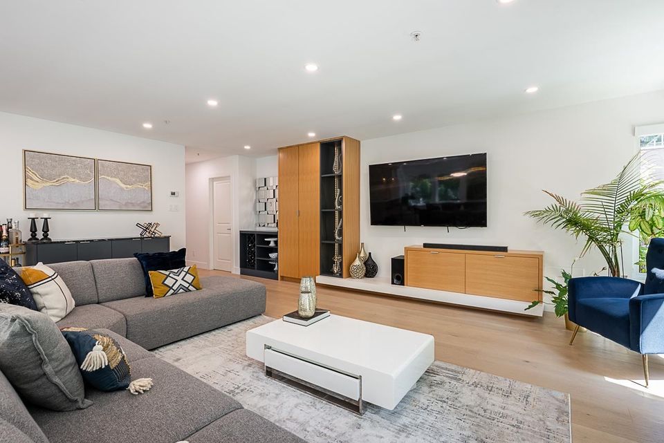 2425-edgemont-boulevard-mosquito-creek-north-vancouver-05 at 11 - 2425 Edgemont Boulevard, Mosquito Creek, North Vancouver