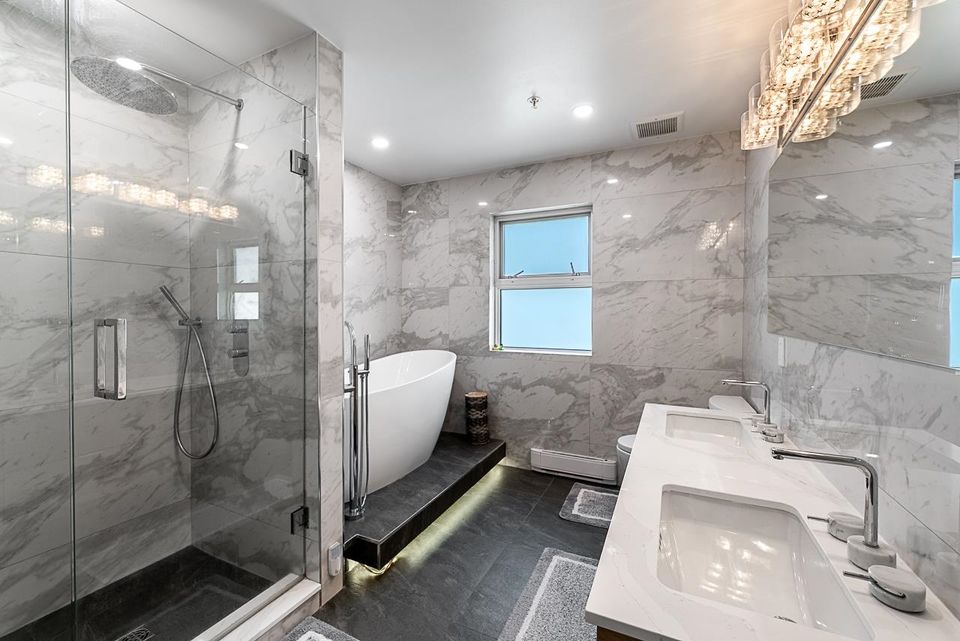 2425-edgemont-boulevard-mosquito-creek-north-vancouver-25 at 11 - 2425 Edgemont Boulevard, Mosquito Creek, North Vancouver