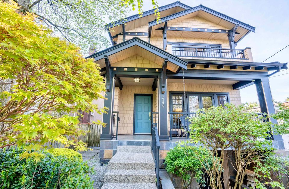 1295-clyde-avenue-ambleside-west-vancouver-30 at 1295 Clyde Avenue, Ambleside, West Vancouver