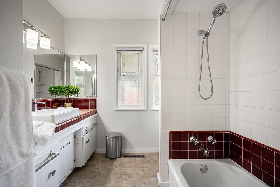 2940-colwood-drive-edgemont-north-vancouver-26 at 2940 Colwood Drive, Edgemont, North Vancouver