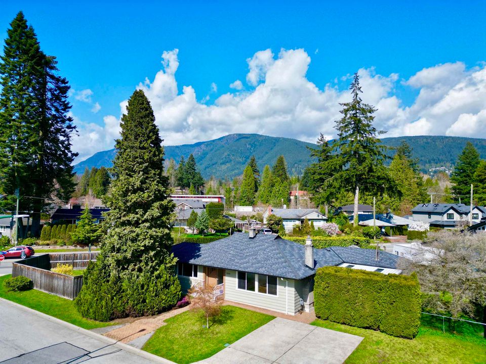 2940-colwood-drive-edgemont-north-vancouver-31 at 2940 Colwood Drive, Edgemont, North Vancouver