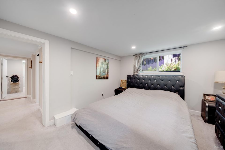 3870-emerald-drive-edgemont-north-vancouver-27 at 3870 Emerald Drive, Edgemont, North Vancouver