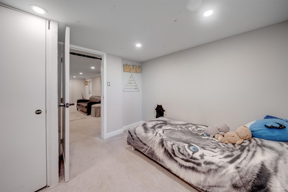 3870-emerald-drive-edgemont-north-vancouver-29 at 3870 Emerald Drive, Edgemont, North Vancouver