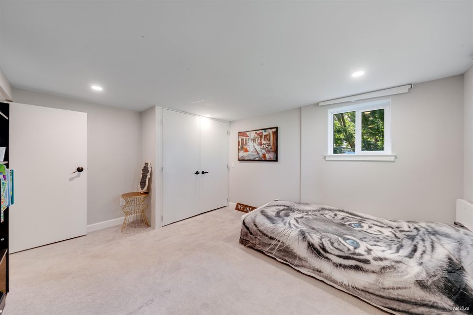 3870-emerald-drive-edgemont-north-vancouver-35 at 3870 Emerald Drive, Edgemont, North Vancouver