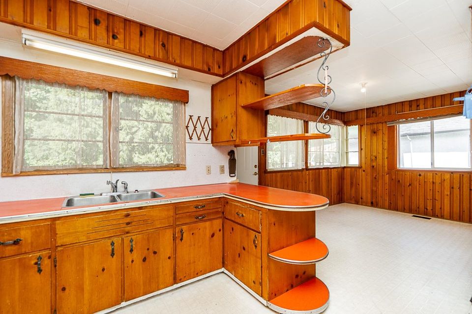 2212-old-dollarton-road-seymour-nv-north-vancouver-15 at 2212 Old Dollarton Road, Seymour NV, North Vancouver