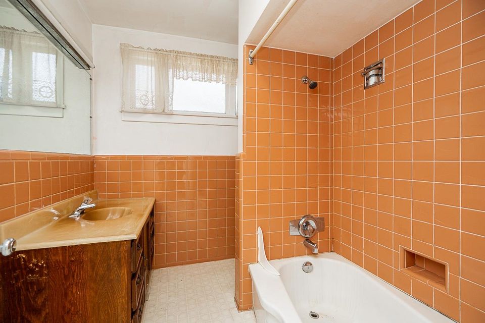 2212-old-dollarton-road-seymour-nv-north-vancouver-20 at 2212 Old Dollarton Road, Seymour NV, North Vancouver