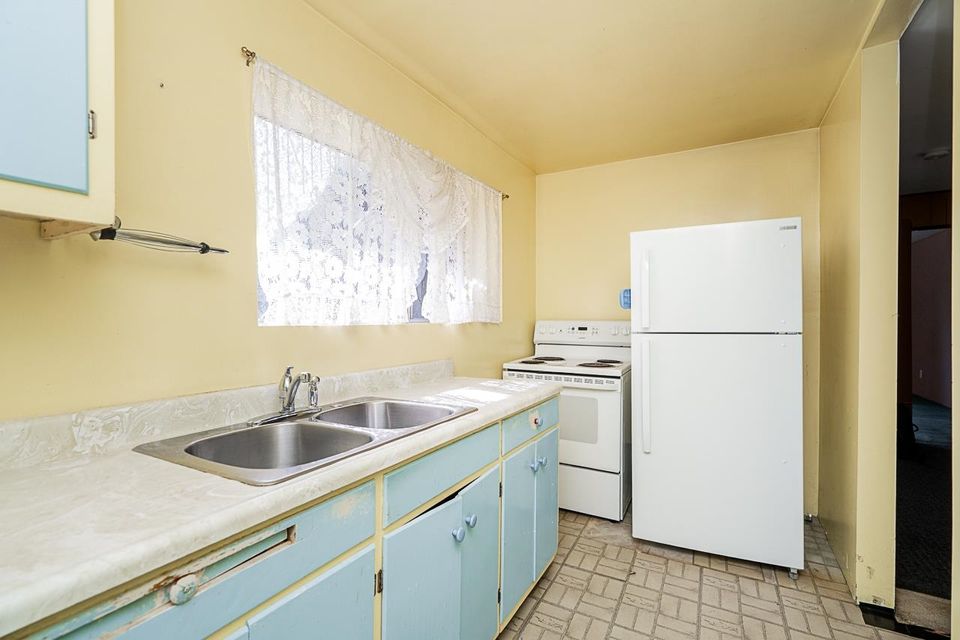 2212-old-dollarton-road-seymour-nv-north-vancouver-25 at 2212 Old Dollarton Road, Seymour NV, North Vancouver