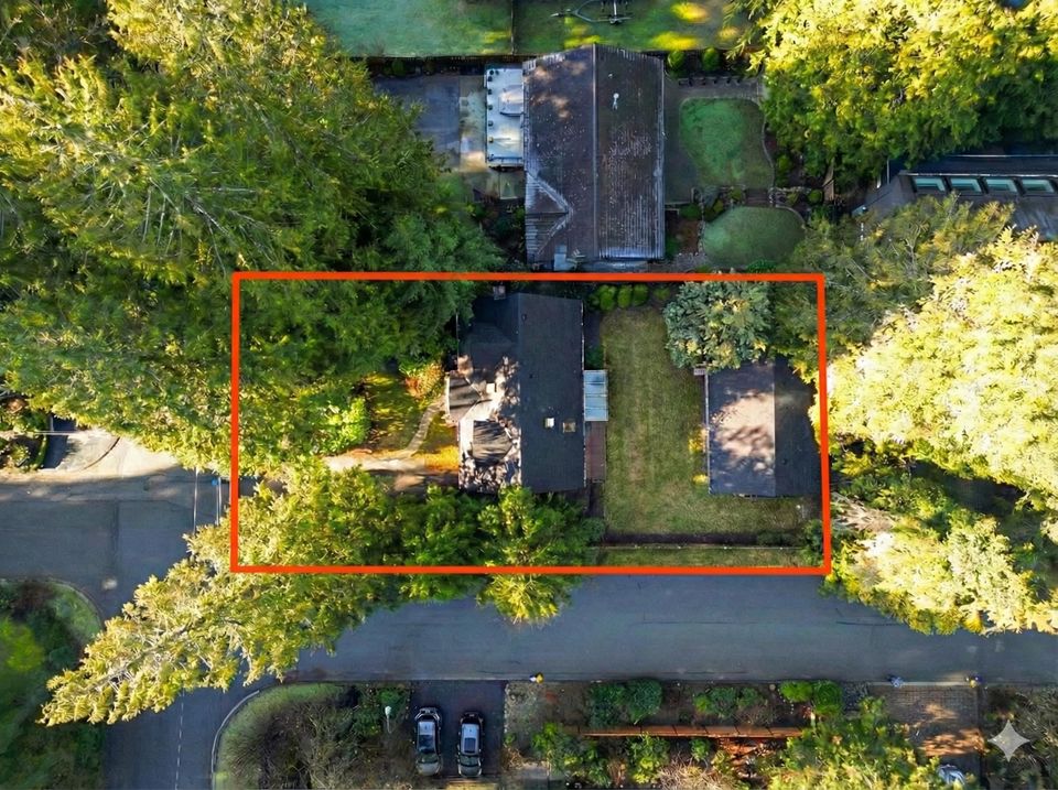 2266-swinburne-avenue-seymour-nv-north-vancouver-38 at 2266 Swinburne Avenue, Seymour NV, North Vancouver