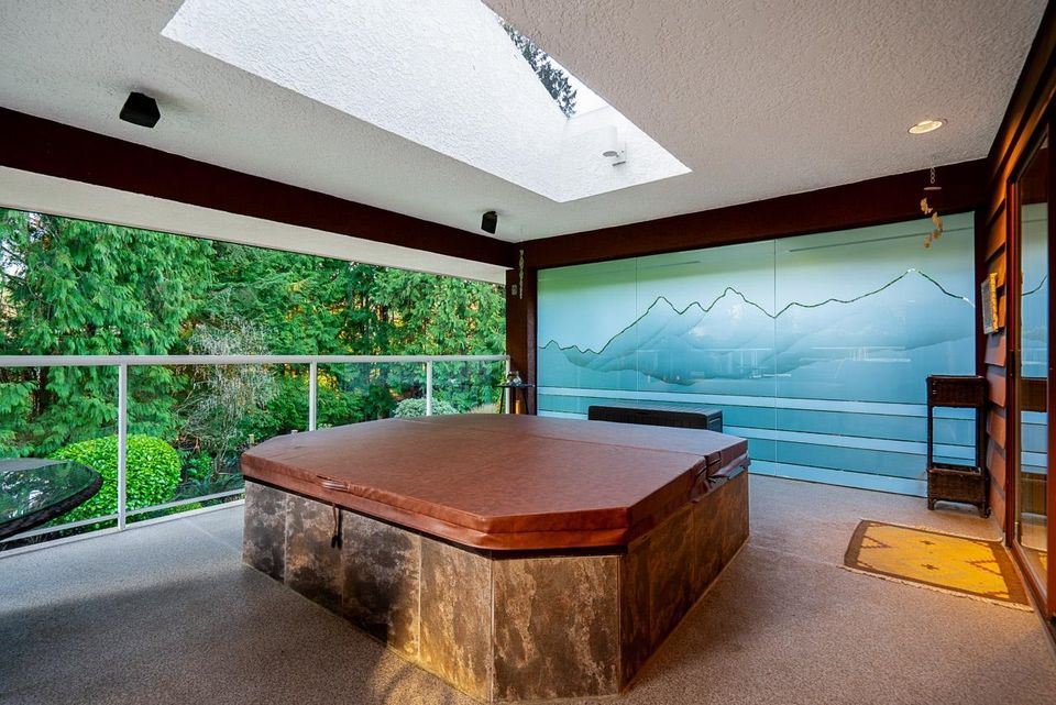 4695-mapleridge-drive-canyon-heights-nv-north-vancouver-09 at 4695 Mapleridge Drive, Canyon Heights NV, North Vancouver