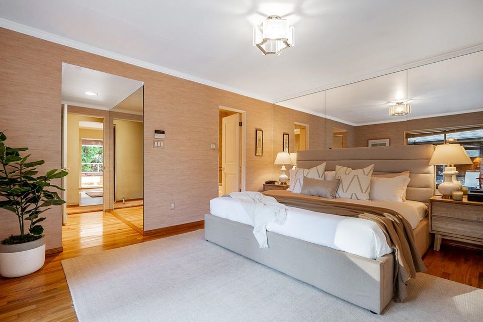 4695-mapleridge-drive-canyon-heights-nv-north-vancouver-18 at 4695 Mapleridge Drive, Canyon Heights NV, North Vancouver