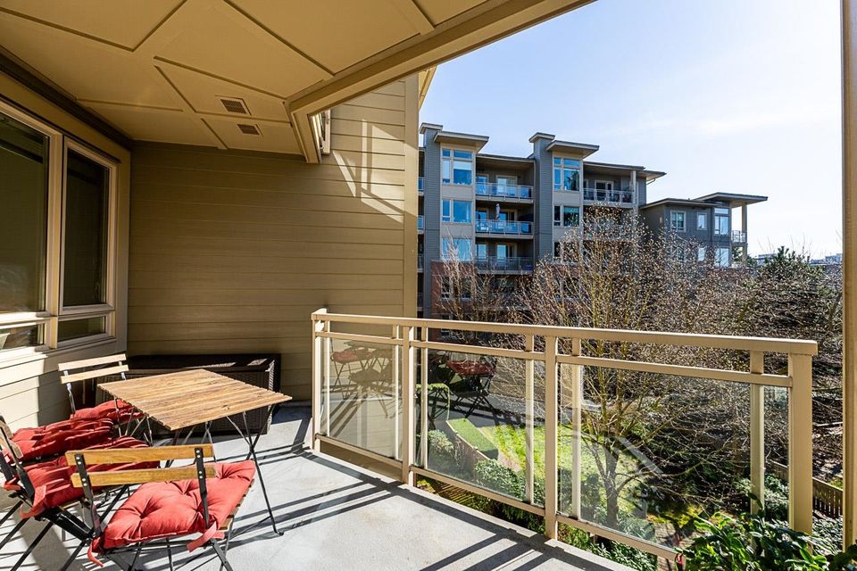 159-w-22nd-street-central-lonsdale-north-vancouver-02 at 311 - 159 W 22nd Street, Central Lonsdale, North Vancouver