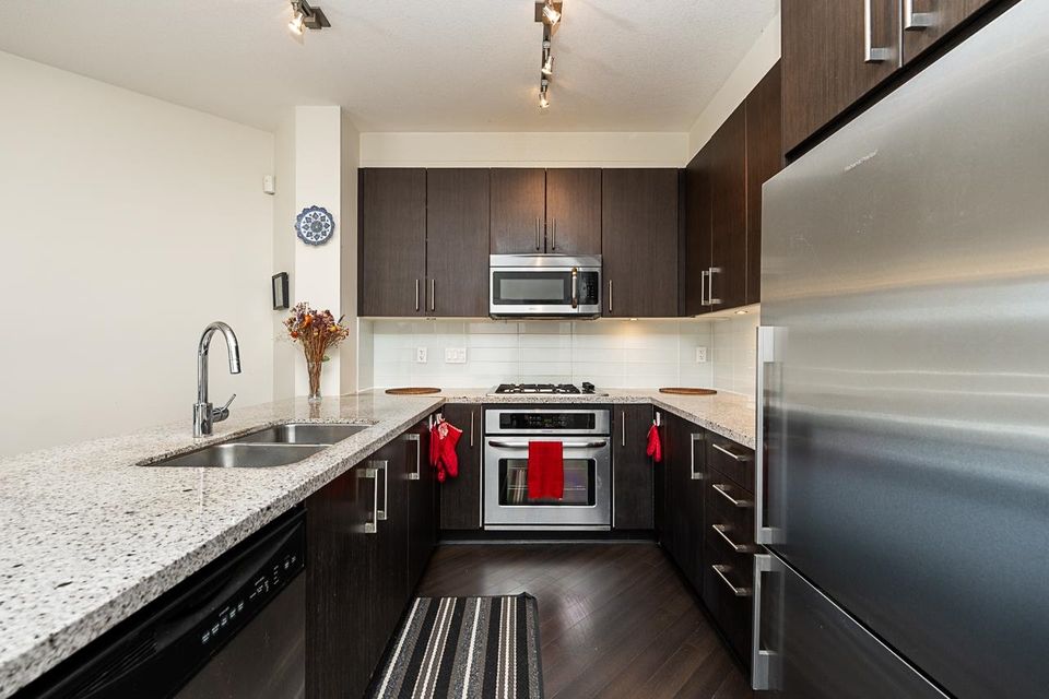 159-w-22nd-street-central-lonsdale-north-vancouver-09 at 311 - 159 W 22nd Street, Central Lonsdale, North Vancouver