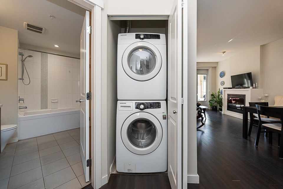 159-w-22nd-street-central-lonsdale-north-vancouver-17 at 311 - 159 W 22nd Street, Central Lonsdale, North Vancouver