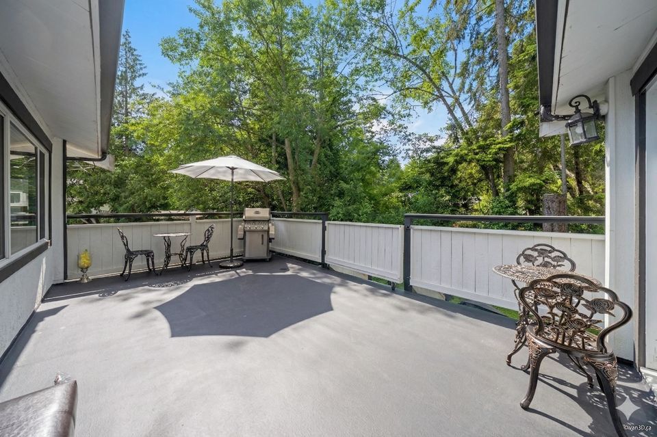 3870-emerald-drive-edgemont-north-vancouver-12 at 3870 Emerald Drive, Edgemont, North Vancouver