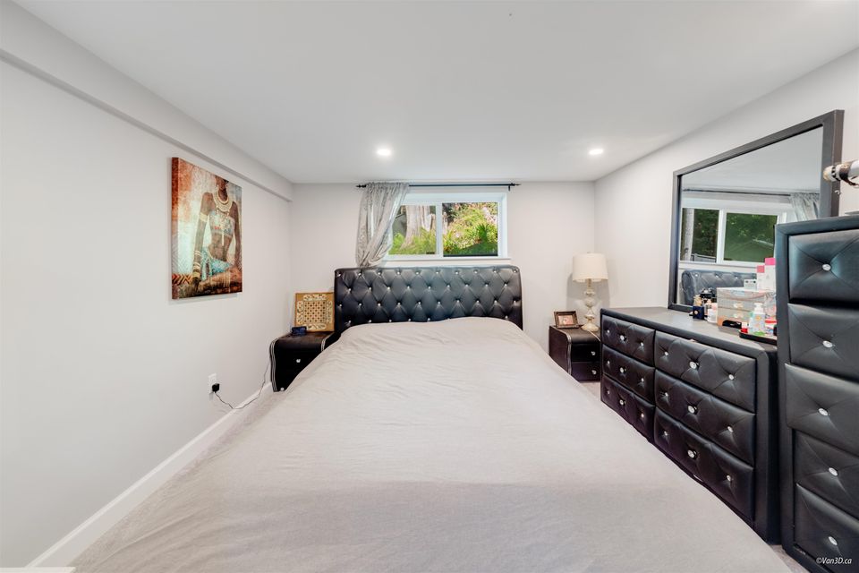 3870-emerald-drive-edgemont-north-vancouver-24 at 3870 Emerald Drive, Edgemont, North Vancouver