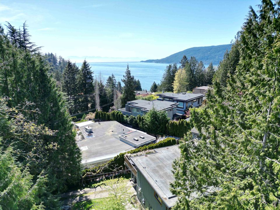 6415-wellington-avenue-horseshoe-bay-wv-west-vancouver-08 at 6415 Wellington Avenue, Horseshoe Bay WV, West Vancouver