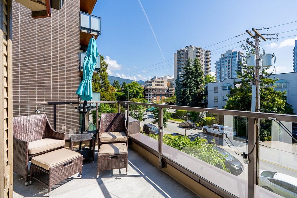 1535-chesterfield-avenue-central-lonsdale-north-vancouver-09 at 306 - 1535 Chesterfield Avenue, Central Lonsdale, North Vancouver