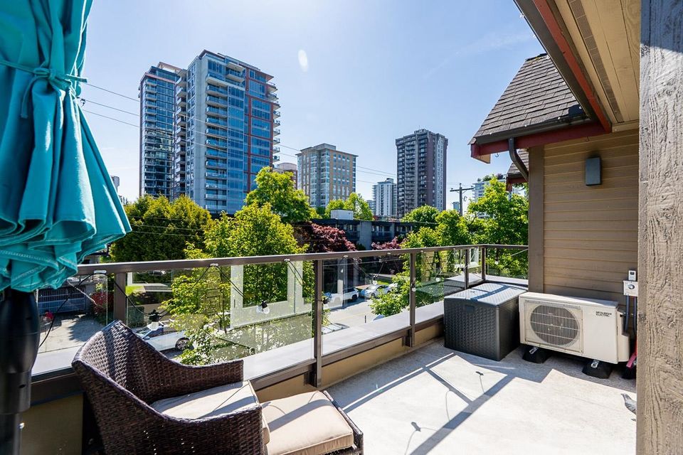 1535-chesterfield-avenue-central-lonsdale-north-vancouver-10 at 306 - 1535 Chesterfield Avenue, Central Lonsdale, North Vancouver