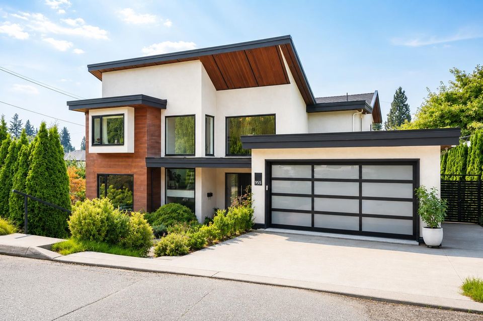 955-forest-hills-drive-edgemont-north-vancouver-01 at 955 Forest Hills Drive, Edgemont, North Vancouver