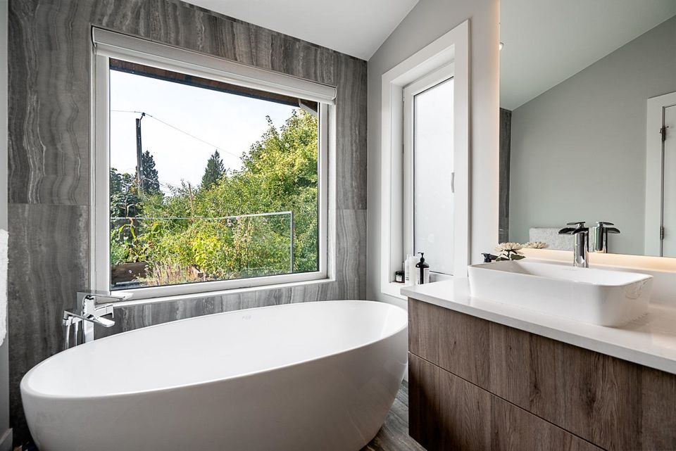 955-forest-hills-drive-edgemont-north-vancouver-23 at 955 Forest Hills Drive, Edgemont, North Vancouver