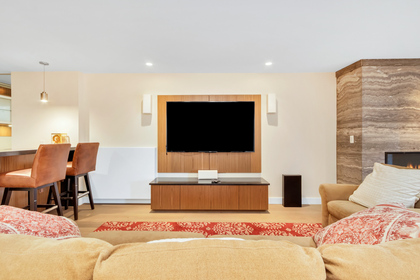 vlr-vancouver-luxury-realty-property-management-house-rent-point-grey-kitsilano-2nd-ave-4202-7 at 4454 , Point Grey, Vancouver West