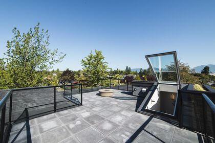 rooftop-patio at 897 W King Edward, Vancouver West