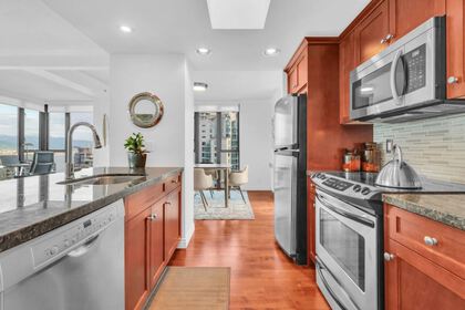 1331-w-georgia-street-coal-harbour-vancouver-west-03 at 3301 - 1331 W Georgia Street, Coal Harbour, Vancouver West