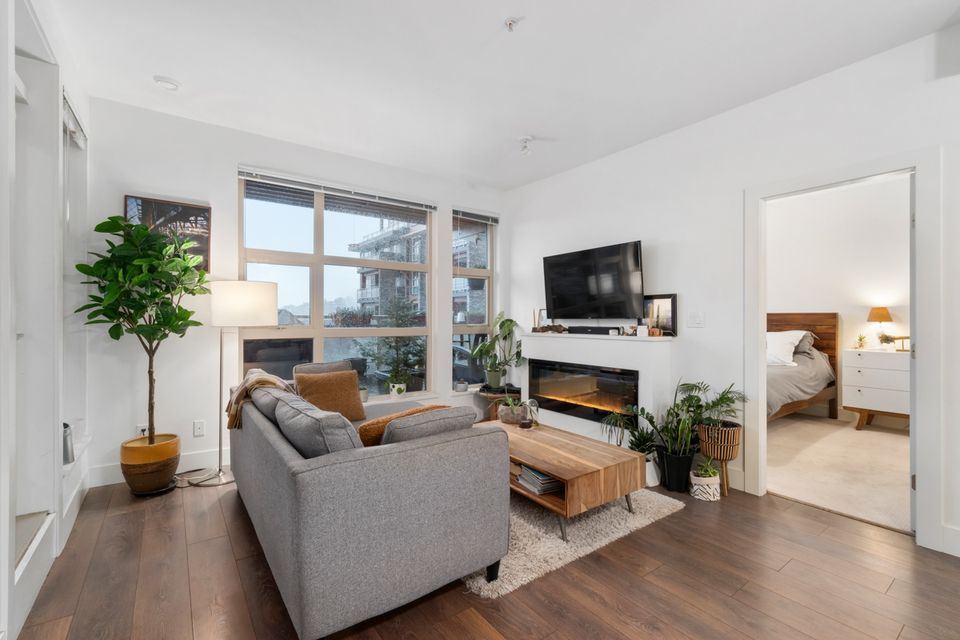 img_019 at 213 - 3602 Aldercrest Drive, Roche Point, North Vancouver