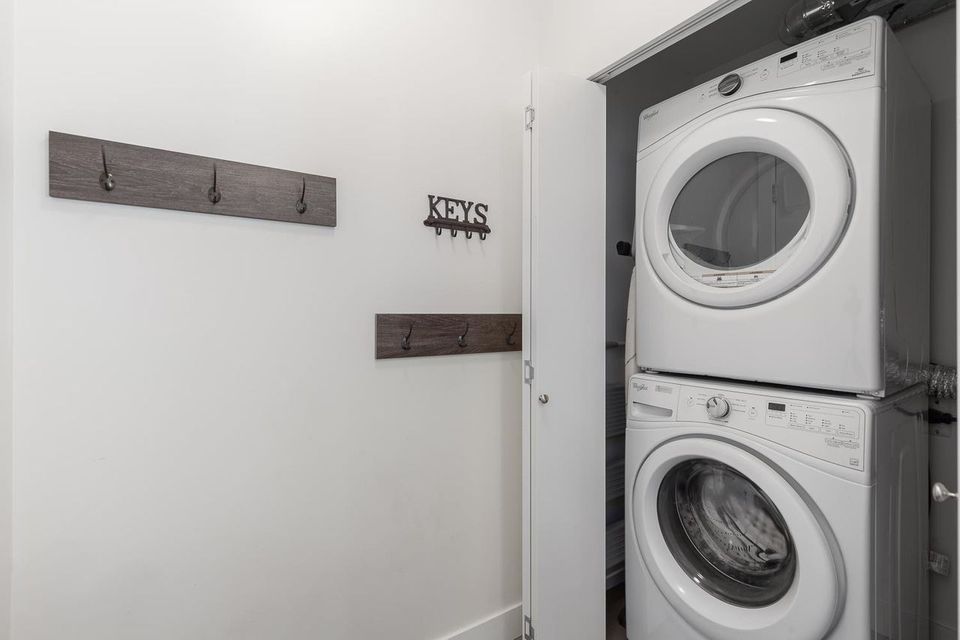 1327-draycott-road-lynn-valley-north-vancouver-31 at 303 - 1327 Draycott Road, Lynn Valley, North Vancouver