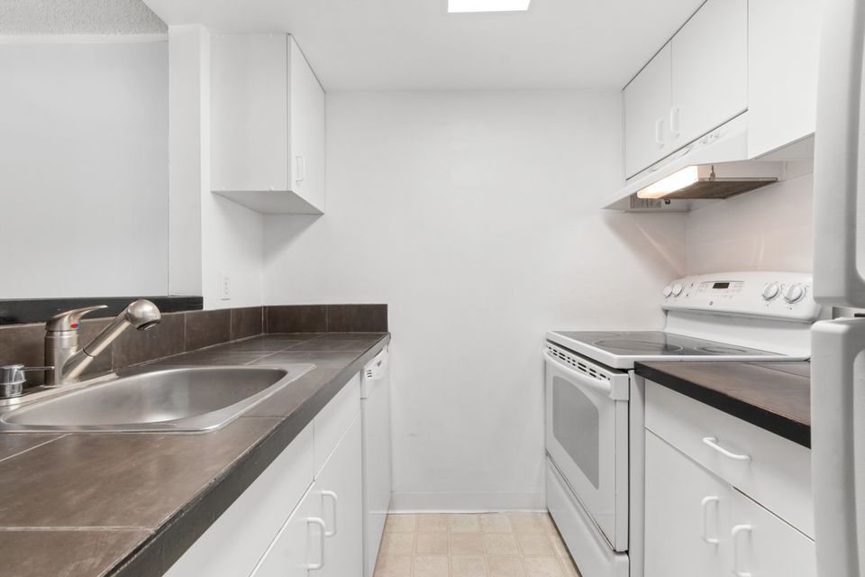 img_006 at 1904 - 789 Drake Street, Downtown VW, Vancouver West