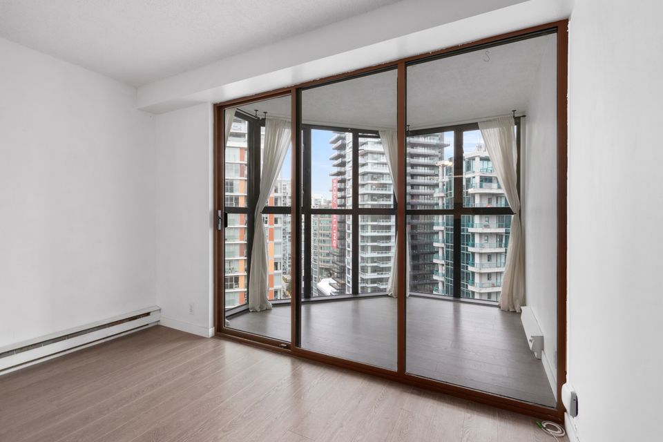 img_015 at 1904 - 789 Drake Street, Downtown VW, Vancouver West