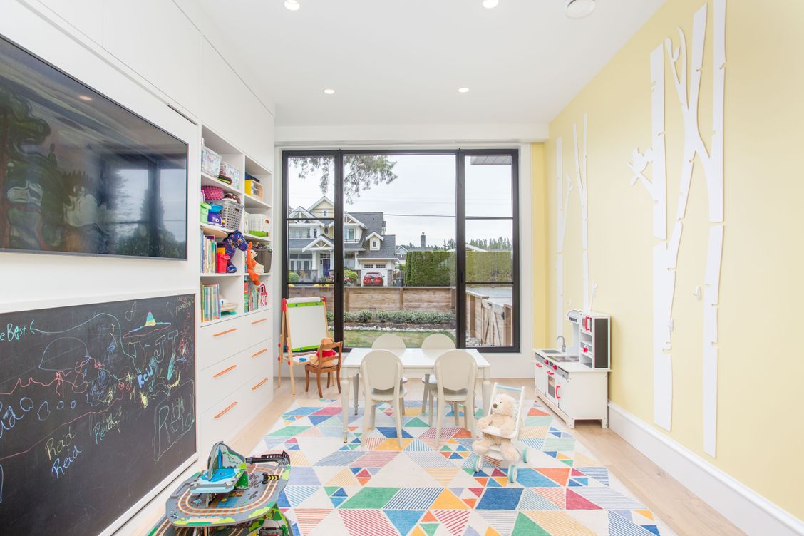 3033-mcbride-high-3 at 3033 Mcbride Avenue, Crescent Bch Ocean Pk., South Surrey White Rock