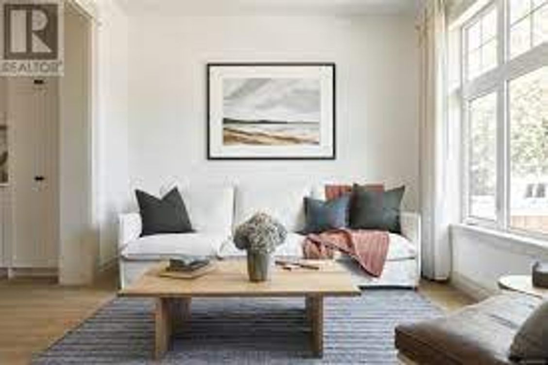 unknown-5 at 3 - 3080 Washington