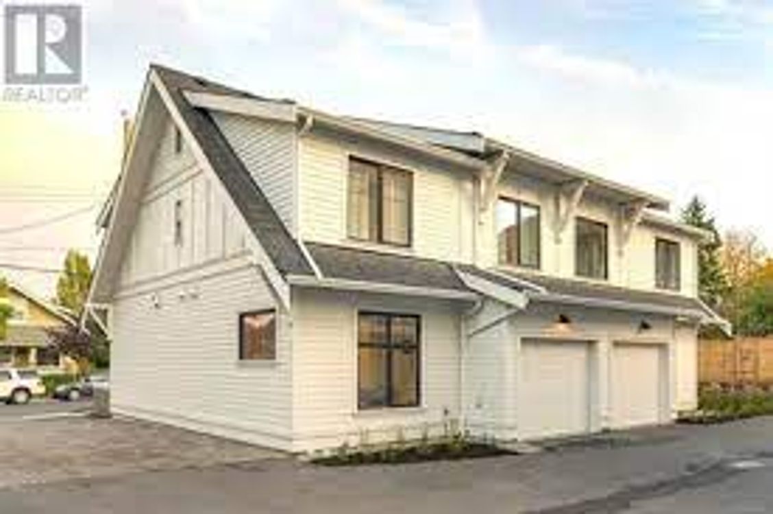 unknown at 3 - 3080 Washington