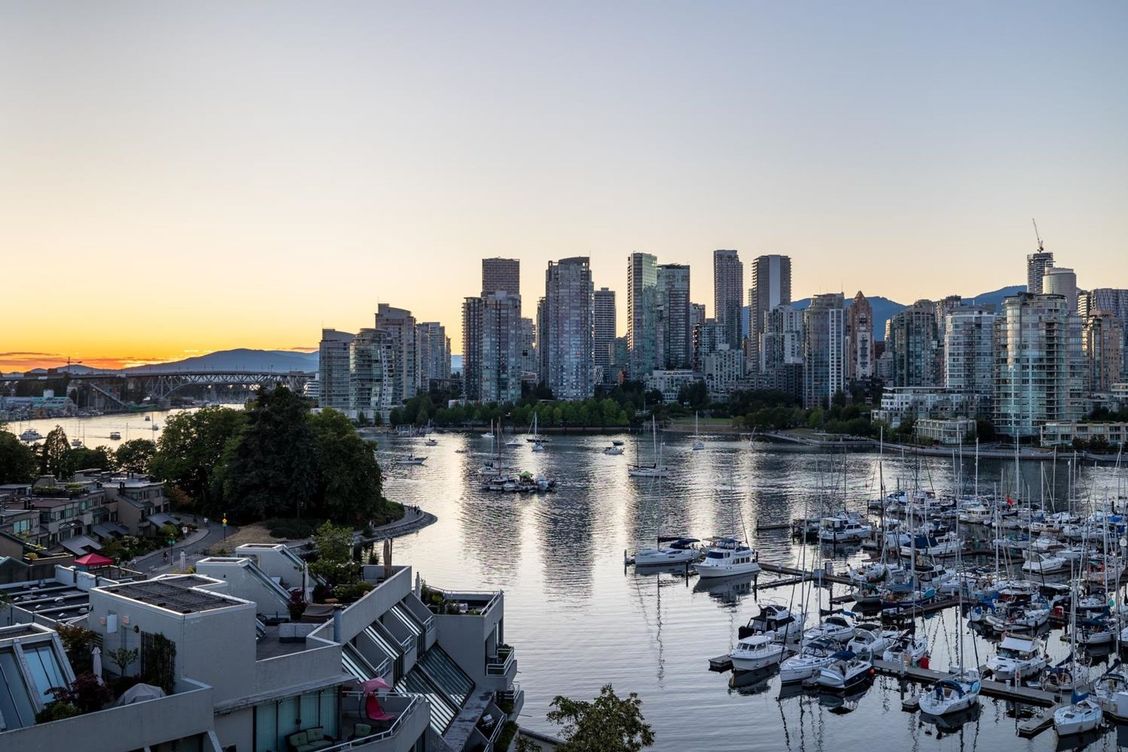 666-leg-in-boot-square-false-creek-vancouver-west-01 at 721 - 666 Leg In Boot Square, False Creek, Vancouver West