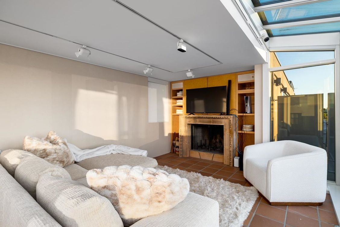 666-leg-in-boot-square-false-creek-vancouver-west-11 at 721 - 666 Leg In Boot Square, False Creek, Vancouver West